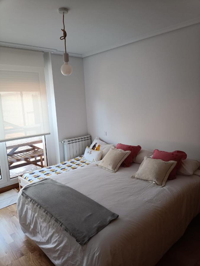 Apartamento Con Terraza 柯米拉斯 外观 照片