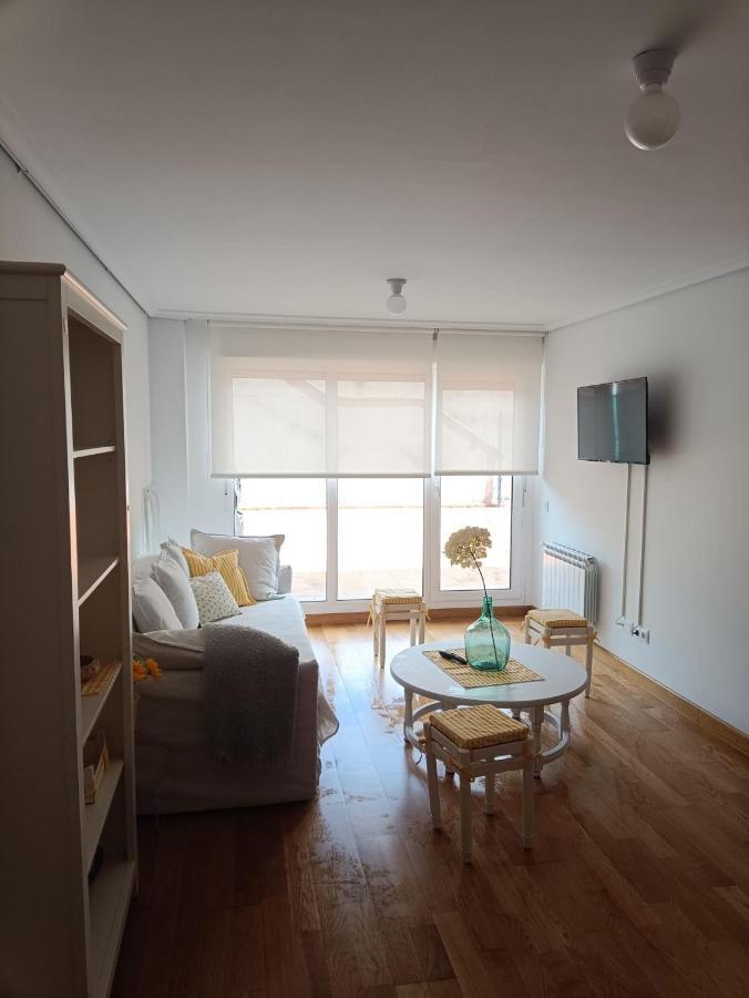 Apartamento Con Terraza 柯米拉斯 外观 照片