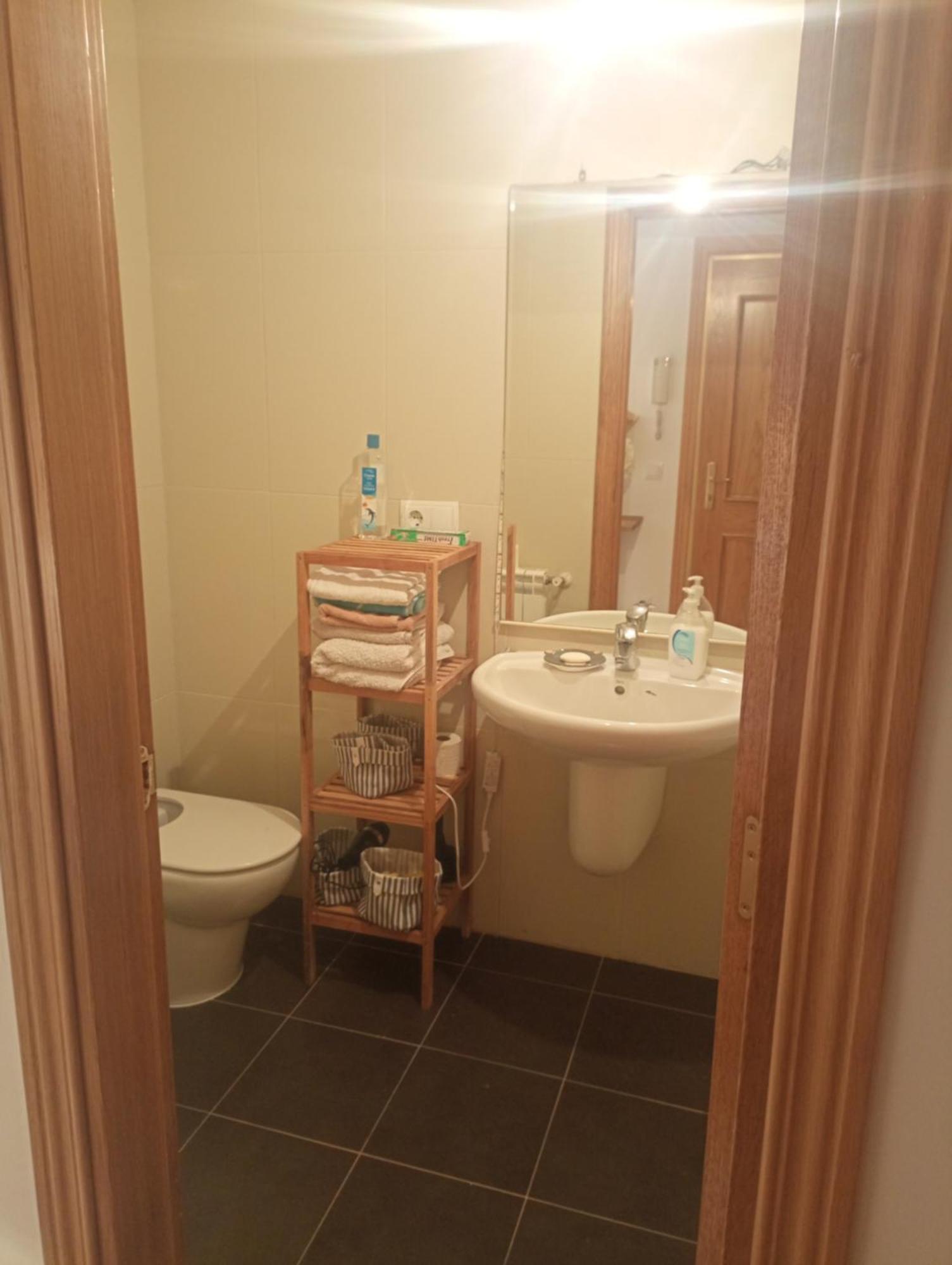 Apartamento Con Terraza 柯米拉斯 外观 照片